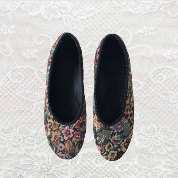 Vintage Tapestry Ballet Flat Slipper Shoe - Picture 1 of 4